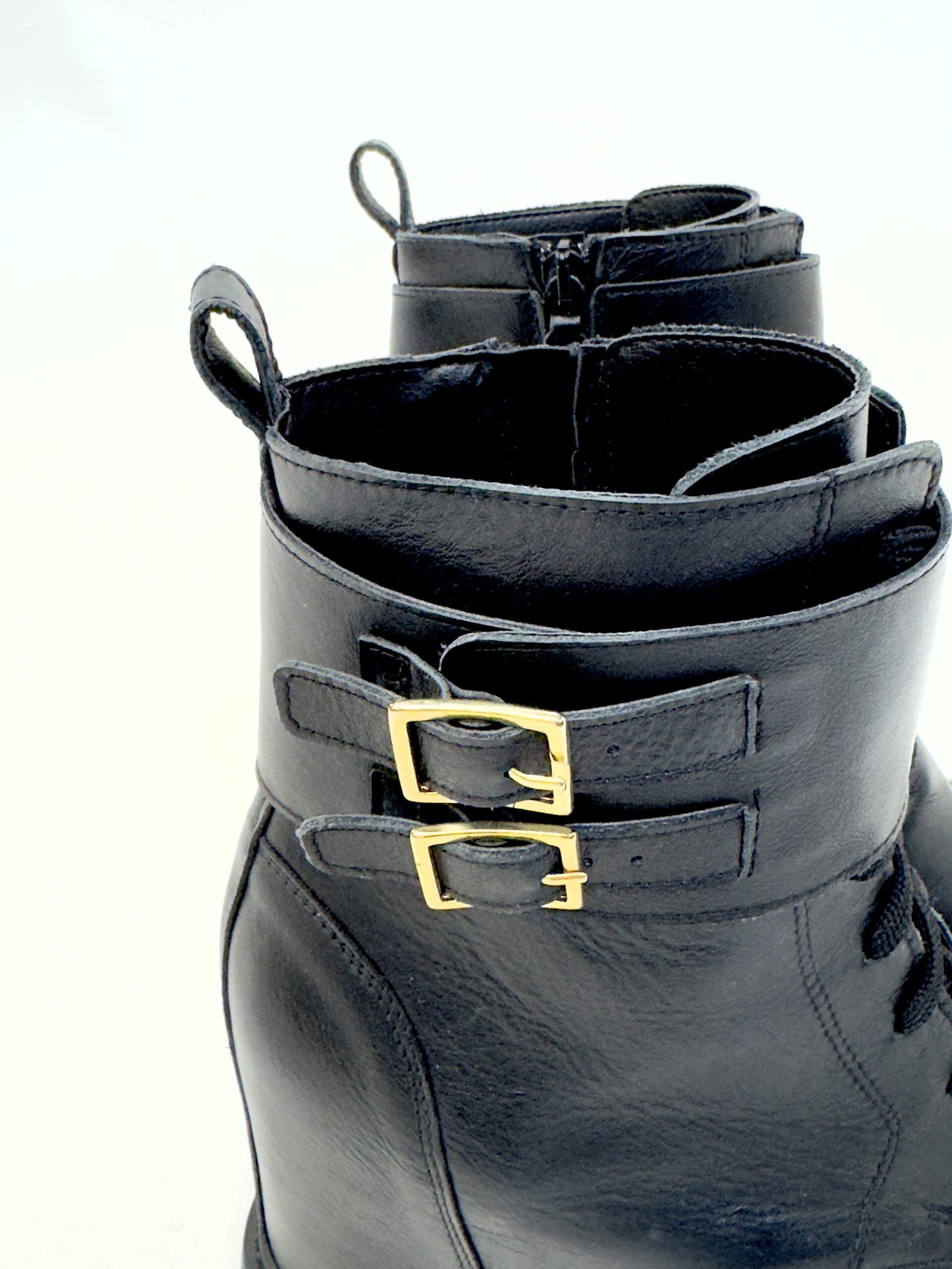 BUTY ZIMOWE CZARNE BOTKI NA KOTURNIE LESTROSA V2166 - obrazek 2