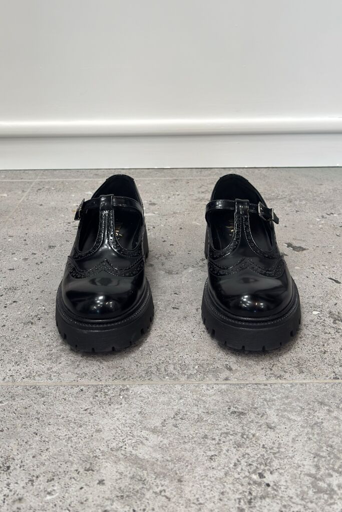 Czarne damskie skórzane półbuty lakierowane OVYE LF600 - obrazek 3