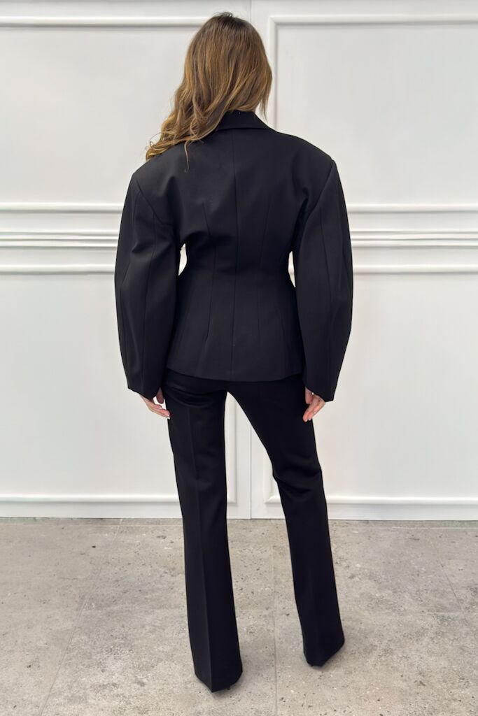 Czarna marynarka z balonowymi rękawami Silence GI5308 - obrazek 5