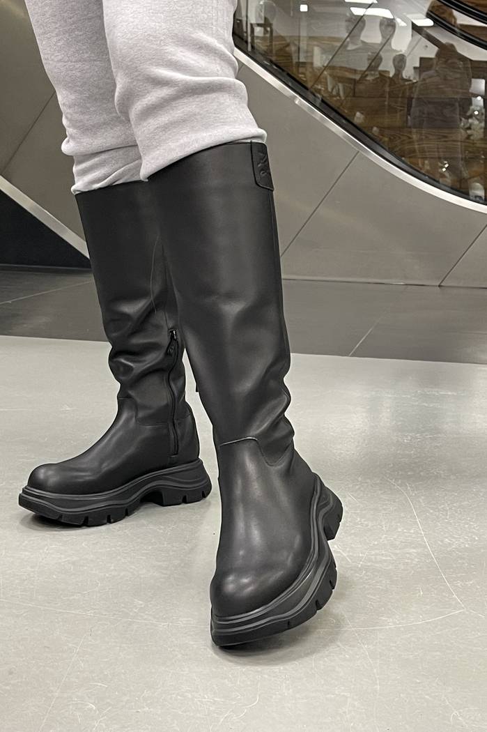 BUTY KARL LAGERFELD KL42995 CZARNE, WYSOKIE KOZAKI - obrazek 4