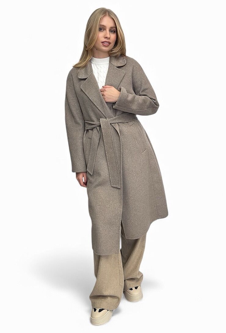 Beżowy płaszcz długi wiązany z wełną PIA B CIGALA - obrazek 3