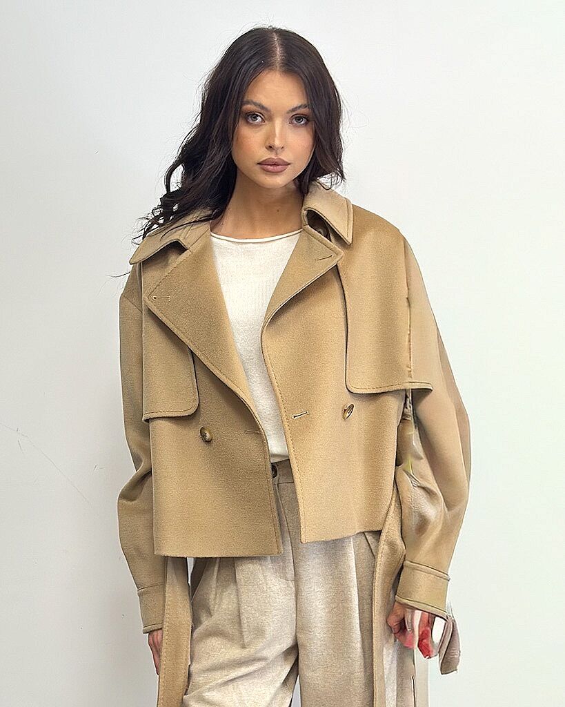 KRÓTKI WEŁNIANY CAMELOWY PŁASZCZ MALEJ 420970-19058 - obrazek 2