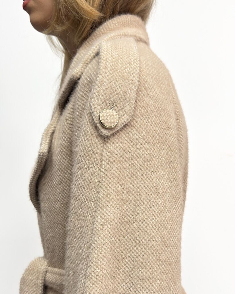 PIASKOWY DŁUGI PŁASZCZ DAMSKI SILENCE SD5070 - obrazek 3