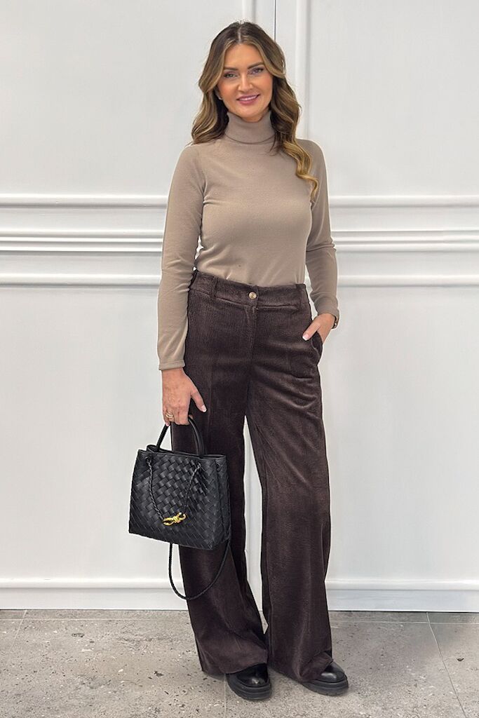 Czekoladowe spodnie ze sztruksu Pia B Pedifa