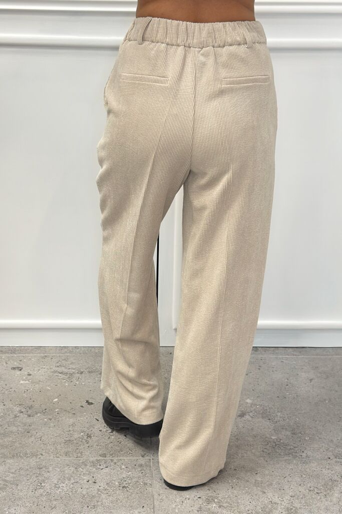 Kremowe spodnie ze sztruksu Pia B Pedifa - obrazek 4