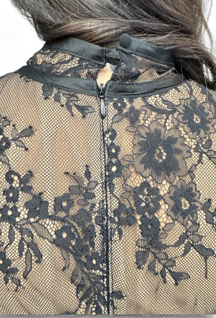 Czarna koronkowa mini sukienka Imperial A9990242G - obrazek 5