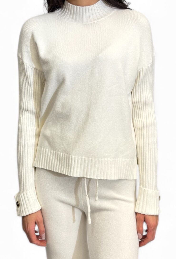 Kremowy sweter damski z półgolfem Artigli ACMA002807 - obrazek 2