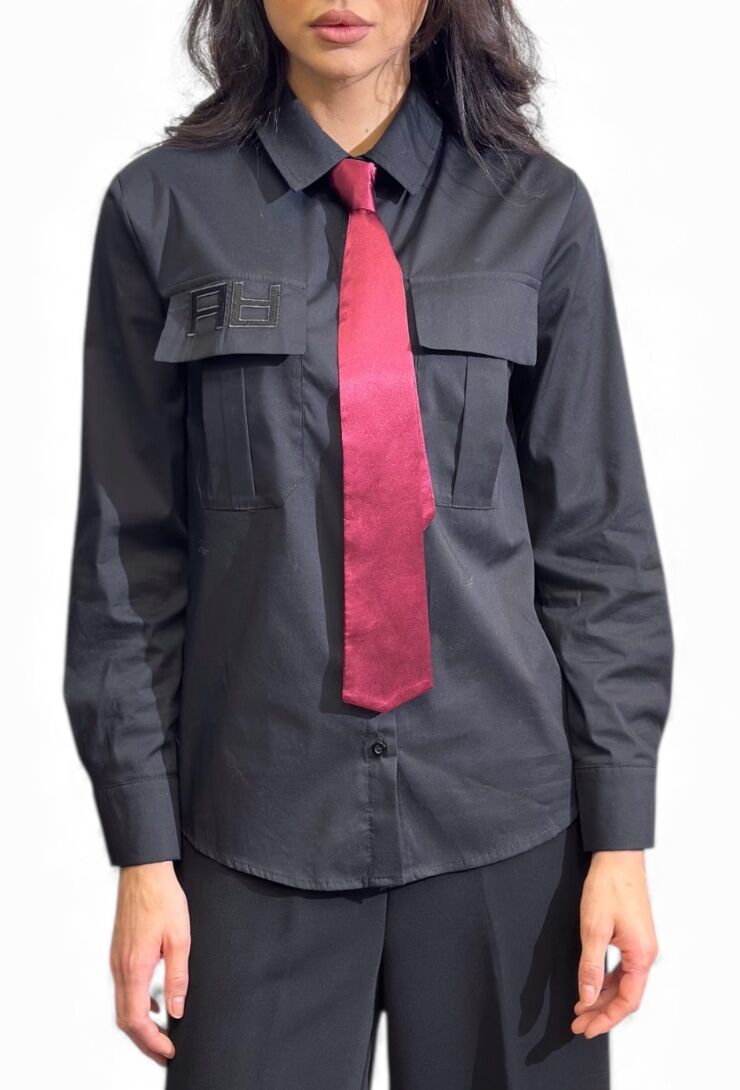 Czarna koszula z bordowym krawatem Artigli ACCA003447 - obrazek 2