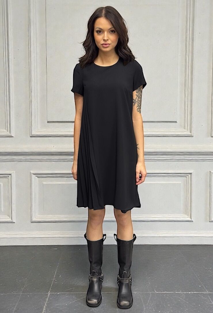 Czarna luźna sukienka z krótkim rękawem Lauren Vidal RH844